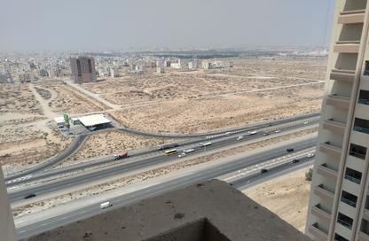 شقة - 1 - 2 للايجار في برج الليلي - مدينة الإمارات - عجمان