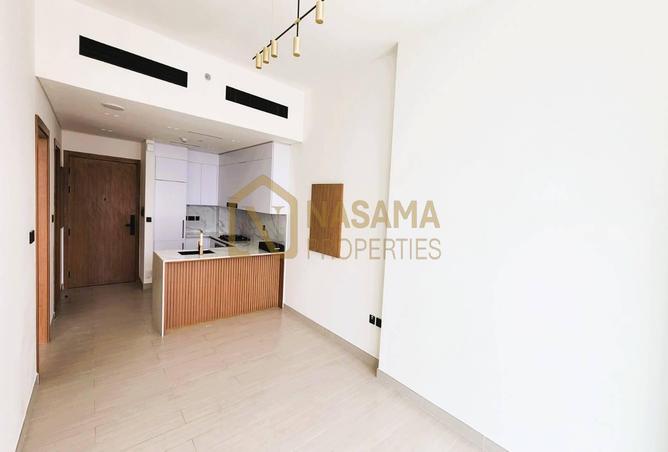 83652379 - Property Image 2
