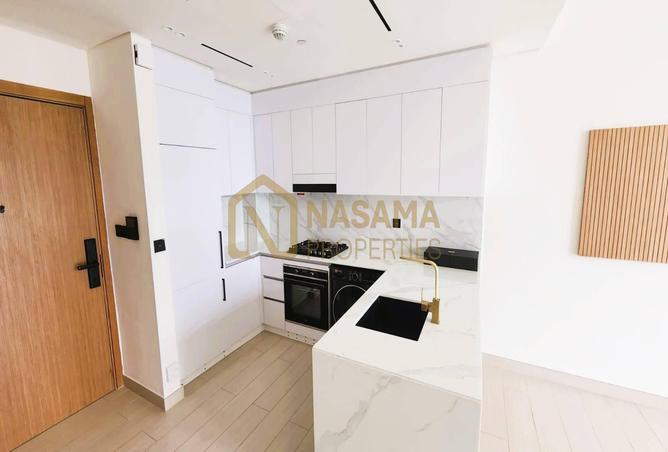 83652379 - Property Image 3