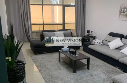 شقة - 2 غرف نوم - 3 حمامات للبيع في المجاز 2 - المجاز - الشارقة