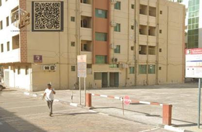 عمارة بالكامل - 7+ - 7+ للبيع في بناية ابو شغاره 2 - بودانق - القاسمية - الشارقة