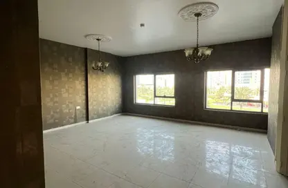 شقة - 3 غرف نوم - 4 حمامات للبيع في المجاز 3 - المجاز - الشارقة