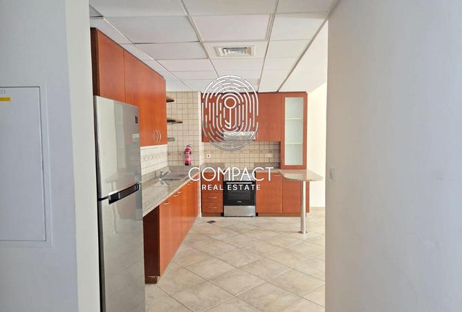 74232201 - Property Image 2