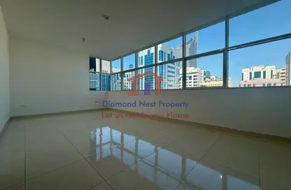Apartment - 3 Bedrooms - 4 Bathrooms for rent in Khalifa Street - Abu Dhabi