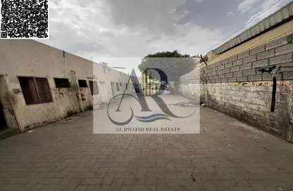 Labor Camp - Studio - 7+ Bathrooms for rent in Al Sajaa S - Al Sajaa - Sharjah