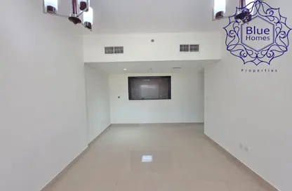 Apartment - 1 Bedroom - 2 Bathrooms for rent in Royal JVC Building - District 10 - Jumeirah Village Circle - Dubai Apartment - 1 Bedroom - 2 Bathrooms for rent in Royal JVC Building - District 10 - Jumeirah Village Circle - Dubai