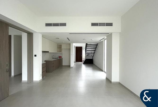 104118034 - Property Image 3
