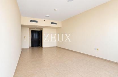Apartment - 1 - 2 for rent in Silicon Gates 1 - Silicon Gates - Dubai Silicon Oasis - Dubai Apartment - 1 - 2 for rent in Silicon Gates 1 - Silicon Gates - Dubai Silicon Oasis - Dubai