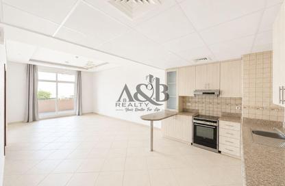 Apartment - 1 - 2 for rent in Weston Court 2 - Weston Court - Motor City - Dubai