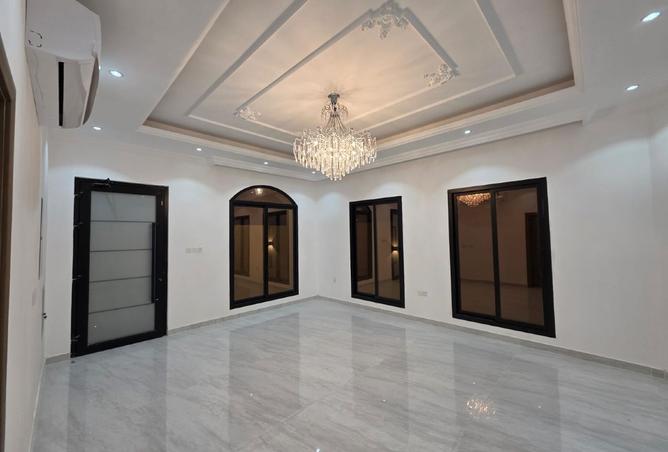 137446055 - Property Image 3