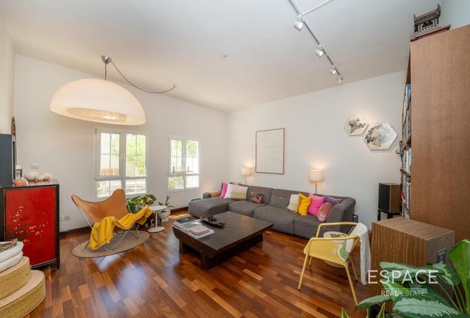 88749207 - Property Image 3