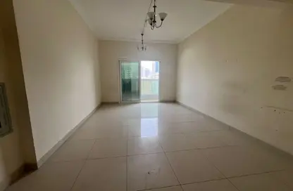 Apartment - 2 Bedrooms - 3 Bathrooms for rent in New Al Taawun Road - Al Taawun - Sharjah