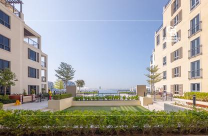 Apartment - 2 - 3 for rent in La Rive Building 1 - La Rive - Port de La Mer - La Mer - Jumeirah - Dubai