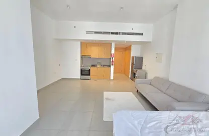 Apartment - 2 Bathrooms for rent in Sawa 2 - Sawa by Alef Group - Al Mamsha - Muwaileh - Sharjah