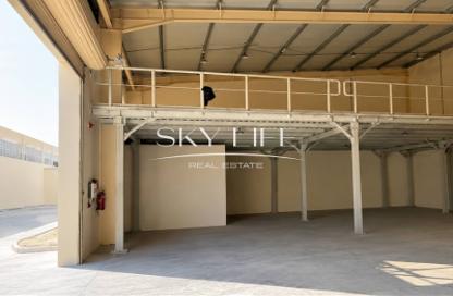 Warehouse - Studio for rent in Dubai Investment Park 2 (DIP 2) - Dubai Investment Park (DIP) - Dubai