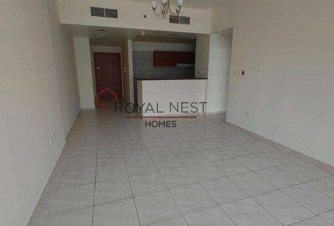 121975609 - Property Image 3