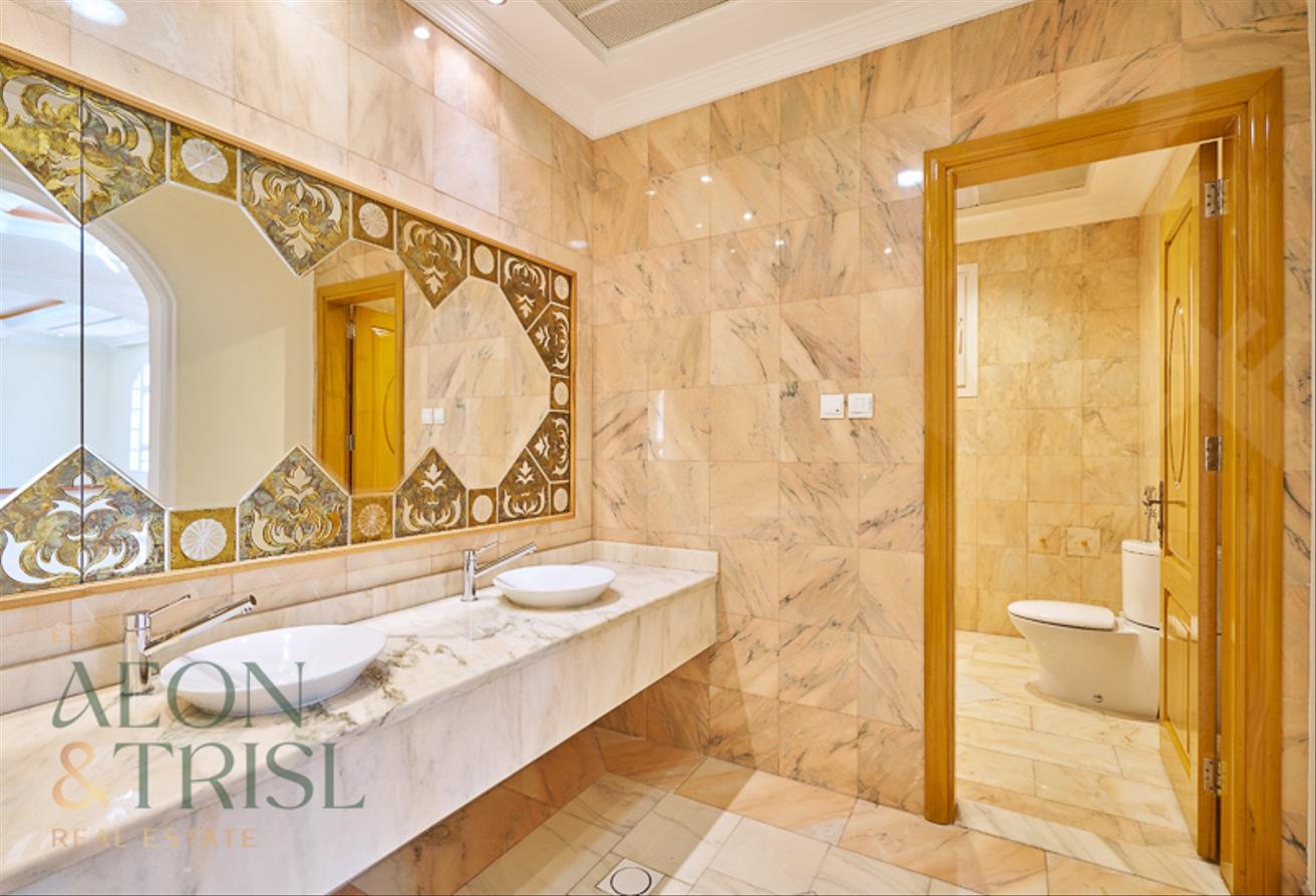 Luxury 6 Bedroom Villa | Spacious | Al Barsha photo 11