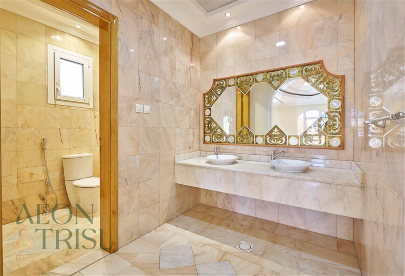 Luxury 6 Bedroom Villa | Spacious | Al Barsha photo 12