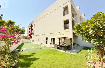 Villa - 4 - 6 for rent in Somerset Mews - District 10 - Jumeirah Village Circle - Dubai Villa - 4 - 6 for rent in Somerset Mews - District 10 - Jumeirah Village Circle - Dubai