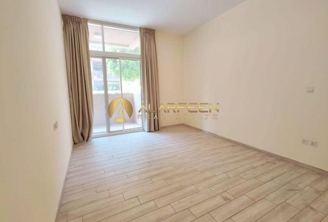 130201297 - Property Image 3