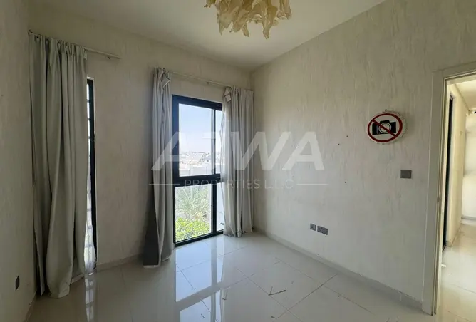 106862005 - Property Image 2