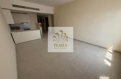 Apartment - 1 Bedroom - 2 Bathrooms for rent in Ajman Corniche Residences - Ajman Corniche Road - Ajman