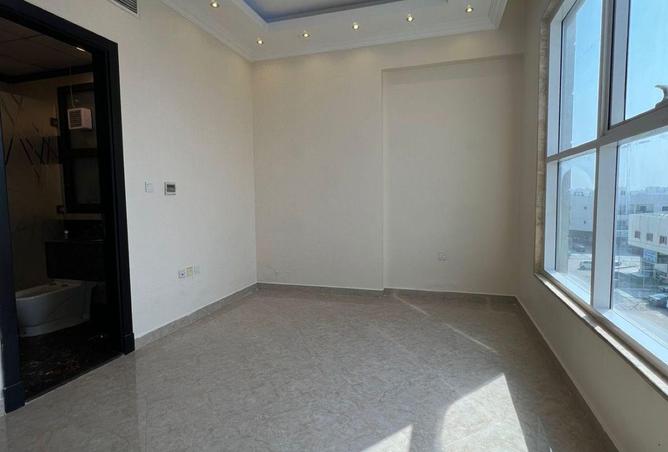 75411728 - Property Image 2