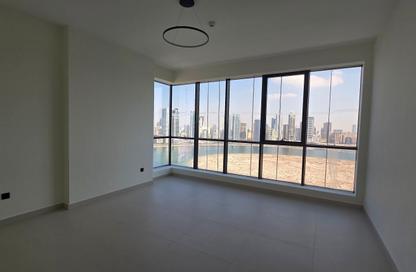 Apartment - 3 Bedrooms - 5 Bathrooms for sale in Al Khan Corniche - Al Khan - Sharjah