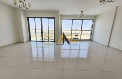 Apartment - 3 - 4 for rent in Tilal City - Sharjah