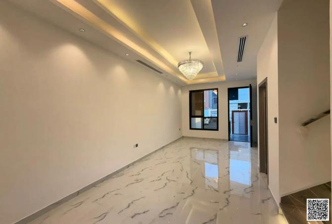 135609305 - Property Image 3