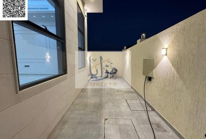 54470329 - Property Image 2