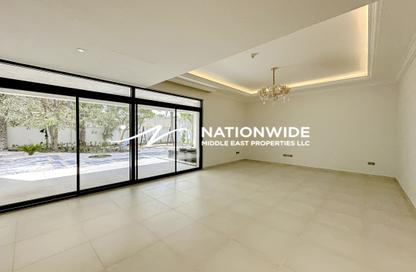 Villa - 5 - 6 for sale in West Yas - Yas Island - Abu Dhabi