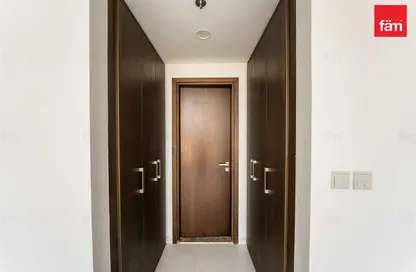 شقة - غرفة نوم - 2 حمامات للايجار في مبنى ربدان - موتور سيتي - دبي