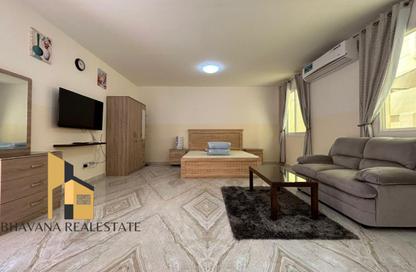 Apartment - Studio - 1 for rent in Khalifa City A Villas - Khalifa City A - Khalifa City - Abu Dhabi