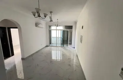 شقة - غرفة نوم - 2 حمامات للايجار في 3 المويهات - المويهات - عجمان