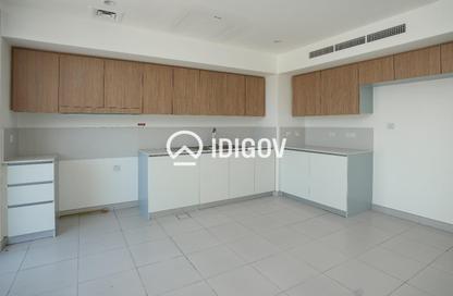 Villa - 4 - 5 for sale in Parkside 2 - Emaar South - Dubai South (Dubai World Central) - Dubai Villa - 4 - 5 for sale in Parkside 2 - Emaar South - Dubai South (Dubai World Central) - Dubai