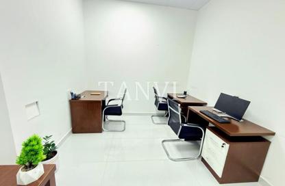 Office Space - Studio - 1 Bathroom for rent in Red Avenue - Al Garhoud - Dubai
