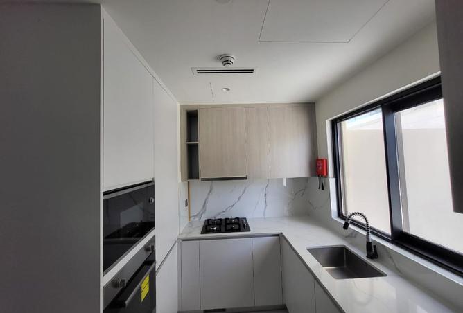 121981555 - Property Main Image