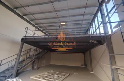 Warehouse - Studio - 1 Bathroom for rent in Industrial Area 18 - Sharjah Industrial Area - Sharjah