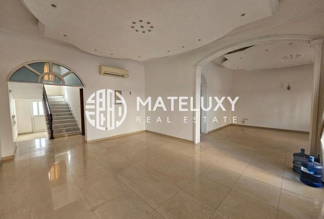 92717889 - Property Image 3