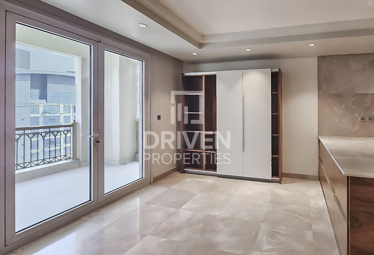 Well Maintained | Biggest Layout | Vacant photo 8