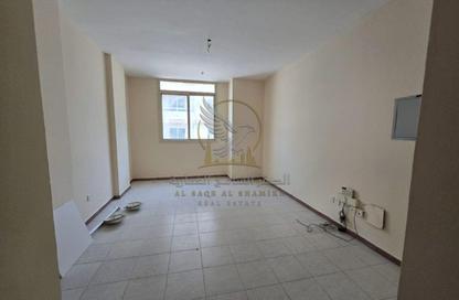 Apartment - 1 - 1 for rent in Al Nabaa Building - Al Naba'ah - Al Sharq - Sharjah Apartment - 1 - 1 for rent in Al Nabaa Building - Al Naba'ah - Al Sharq - Sharjah