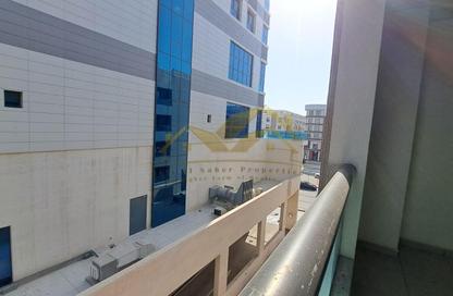 Apartment - Studio - 1 Bathroom for rent in Al Hudaiba - Bur Dubai - Dubai