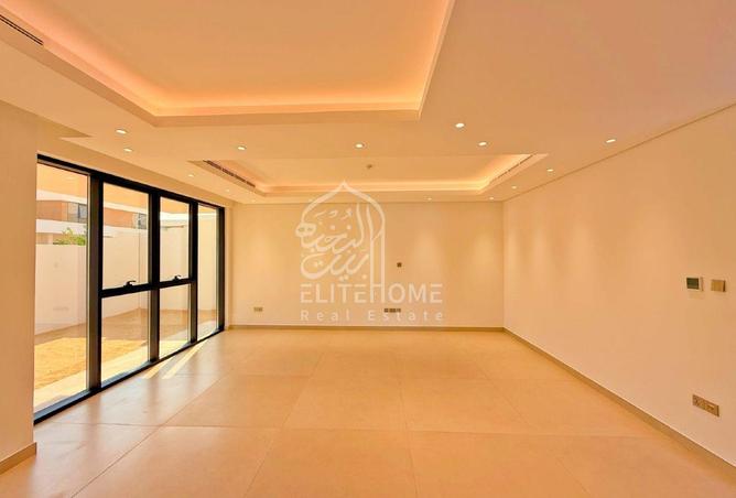 76163307 - Property Image 3