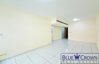 Apartment - 2 - 2 for rent in Golden Sands 7 - Al Mankhool - Bur Dubai - Dubai