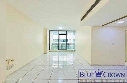 Apartment - 2 - 2 for rent in Golden Sands 7 - Al Mankhool - Bur Dubai - Dubai