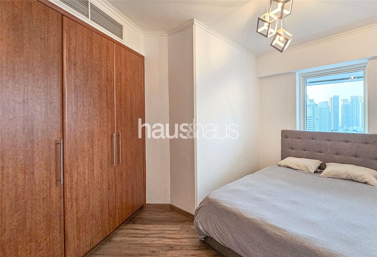 Furnished & Upgraded | Large Layout | Marina View photo 10