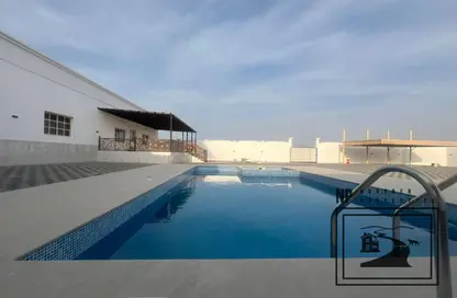 فيلا - 3 غرف نوم - 4 حمامات للايجار في الجزيرة الحمراء - قرية الحمرا - رأس الخيمة