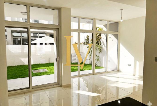 71117913 - Property Image 2