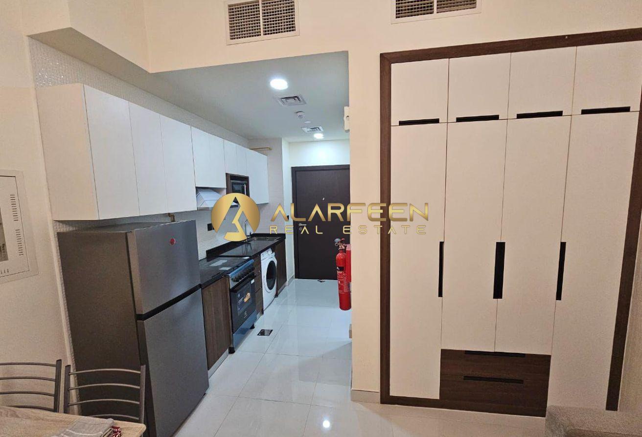 Upgraded Studio Apartment in Arjan with Balcony photo 9